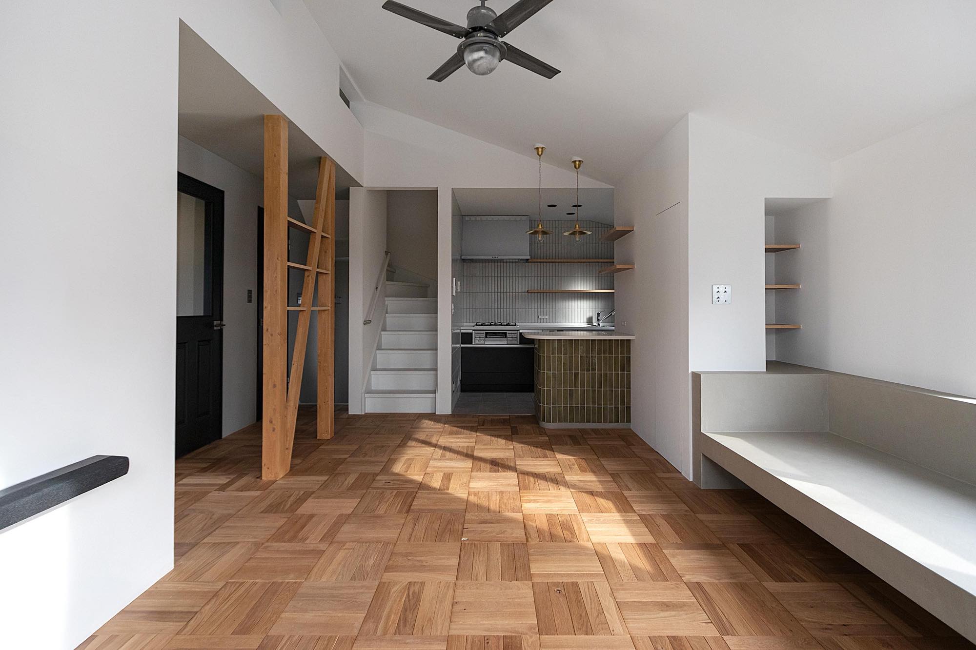 木造戸建の魅せる構造柱